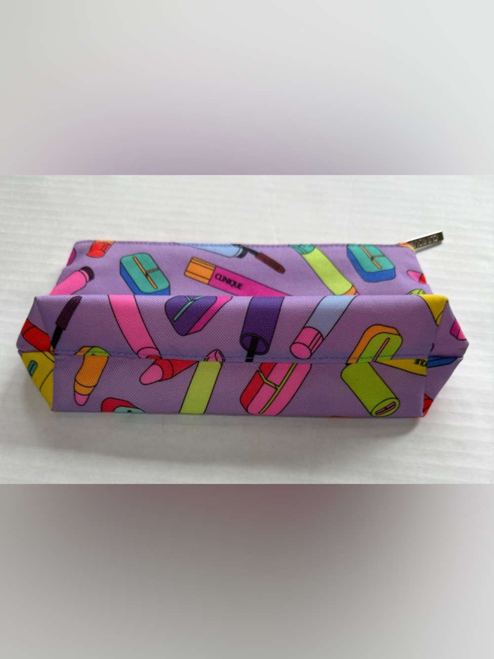Clinique Makeup Print Cosmetic Bag - Picture 3 of 8